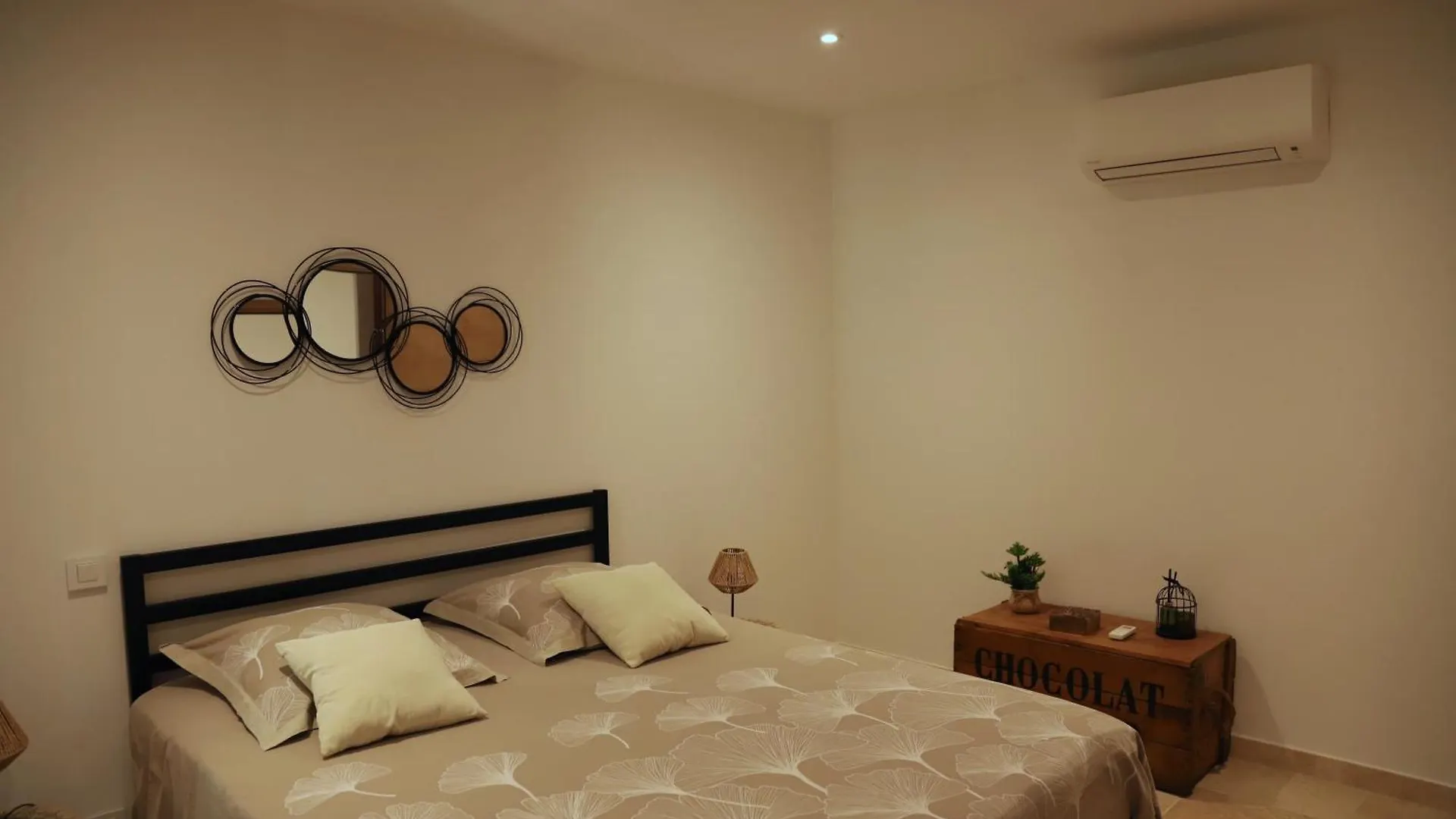 Duplex De Charme Au Coeur De La Provence. Apartment Pertuis France